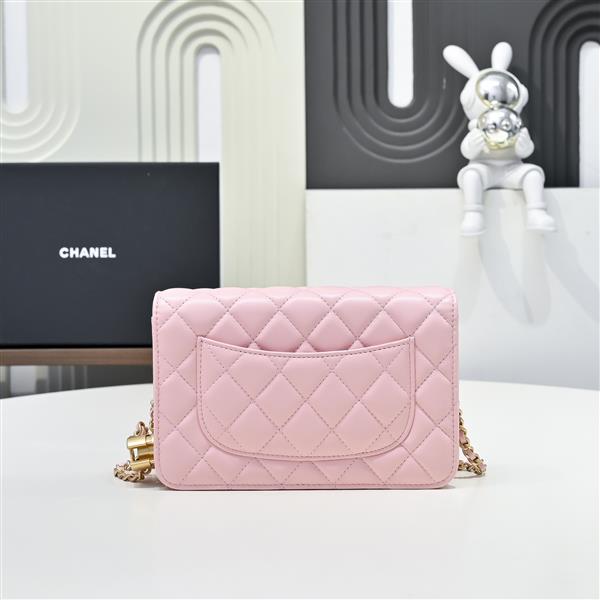 2026127205129406 560